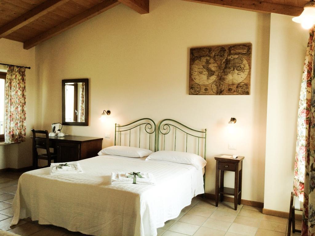 Agriturismo Anna Caterina Hotel Castelnuovo del Garda Room photo