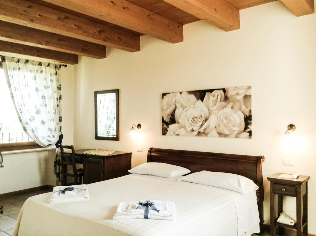 Agriturismo Anna Caterina Hotel Castelnuovo del Garda Room photo