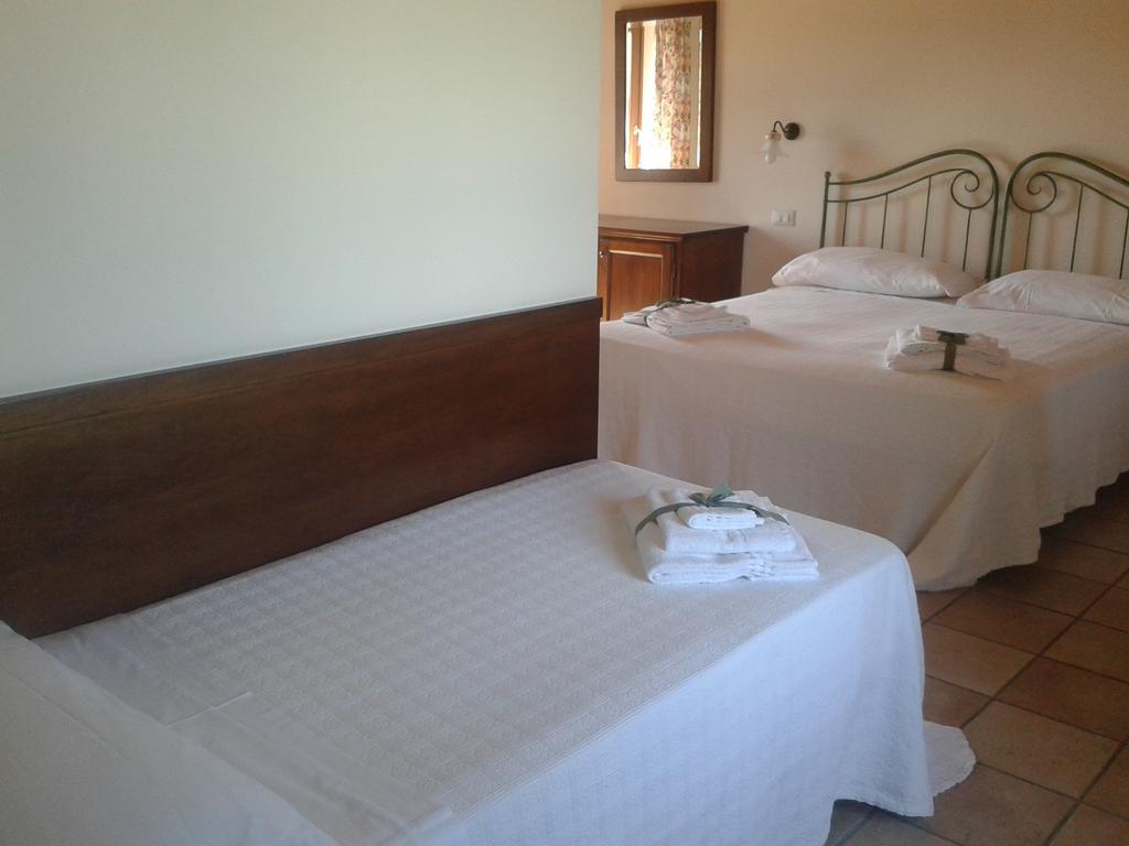 Agriturismo Anna Caterina Hotel Castelnuovo del Garda Exterior photo